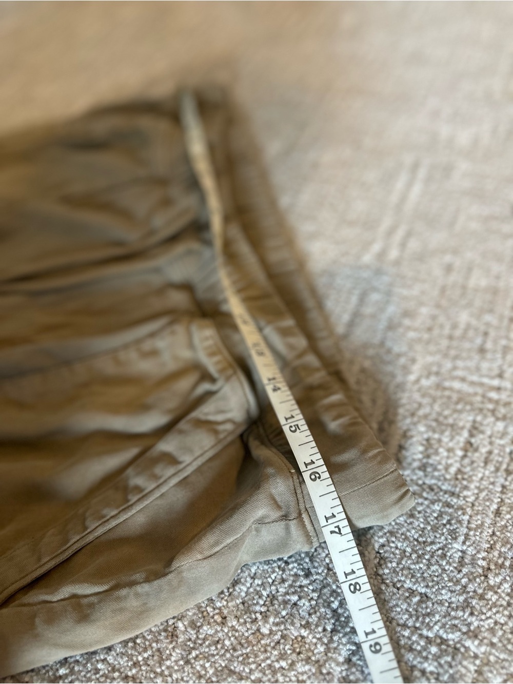 Anthropologie cloth & stone Elastic Waist Utility Joggers in Khaki - Picture 8 of 12